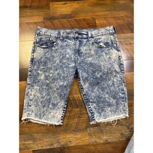 True Religion Ricky Relaxed Straight Denim Shorts Size 40 Distressed Acid Wash